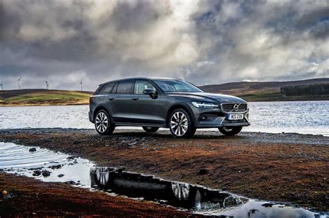 Volvo V Cross Country Review The Car Expert