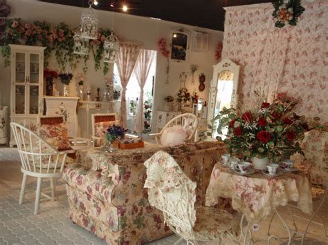 All the best country chic bedroom decor and style ideas! Xing Fu: ENGLISH COUNTRY STYLE DECOR
