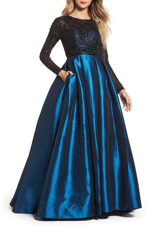 Mac duggal gowns are famous for formal wear and ladies attire. Mac Duggal Embellished Taffeta Ballgown in Blue - Lyst