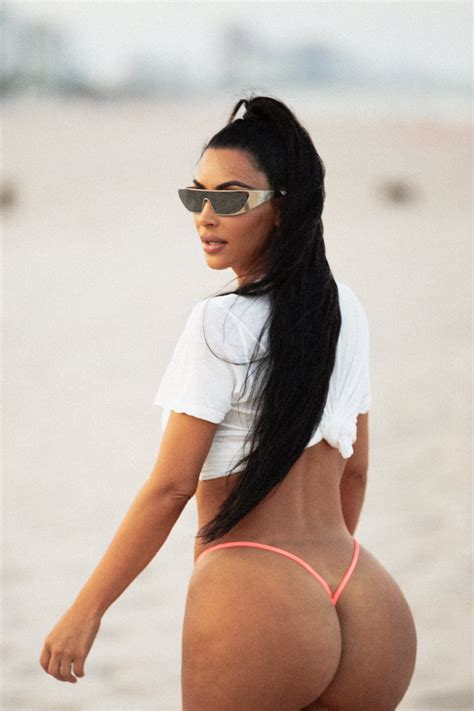 Kim Kardashian In A Tiny Thong Porn Pic Eporner