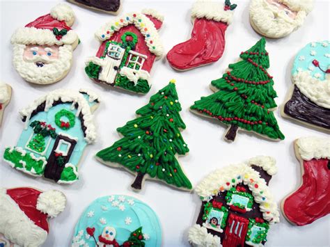 Create your own brownie box. Worth Pinning: Christmas Sugar Cookies