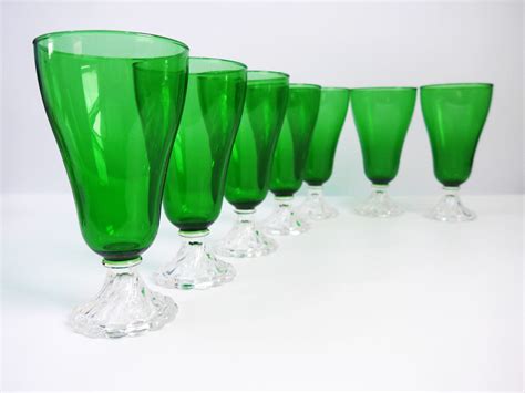 Set Of 7 Vintage Burple Green Glasses Anchor Hocking Dark Green Crystal Discontinued Pattern