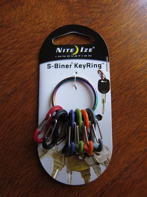 Nite Ize S Biner Keyring Keychain Gadgets And Pocket Tools