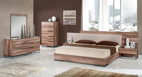 nova domus matteo italian modern walnut fabric bedroom set