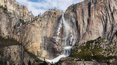 Yosemite Falls Blackstone