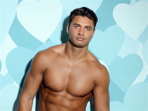 Everything You Need To Know About New Love Island Lad Mike Look Magazine