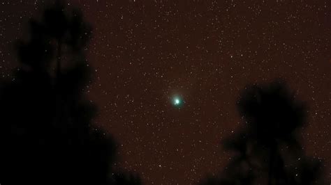 Green Comet This Is How It Is Seen In Its Passage Near Earth Time News
