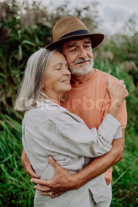 Senior Paar Verliebt Stock Bild Colourbox