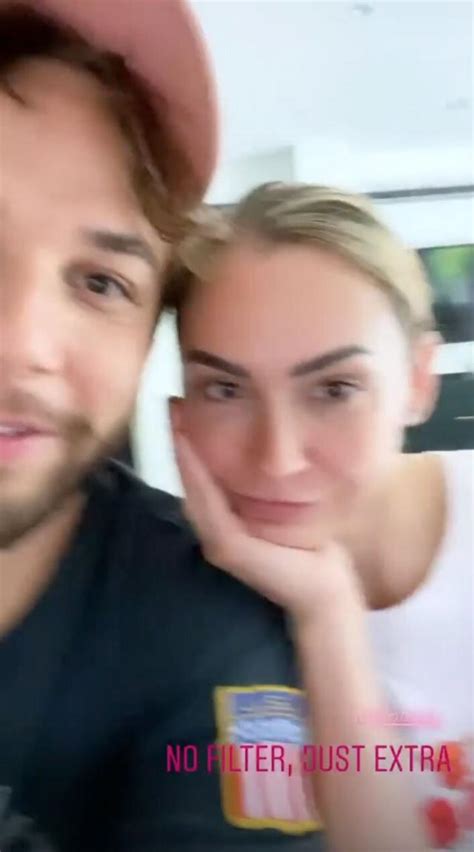 Skylar Astin And Lisa Stelly Are Dating Couple Goes Instagram Official With Their Romance