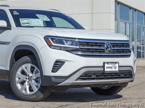 The new variant shrinks the suv's body slightly and tweaks the roofline for a sportier profile and personally, i think the cross sport looks the way the atlas should have all along. New 2020 Volkswagen Atlas Cross Sport 2.0T S 4Motion 4 Door Wagon White for Sale in Joliet | #VW9581