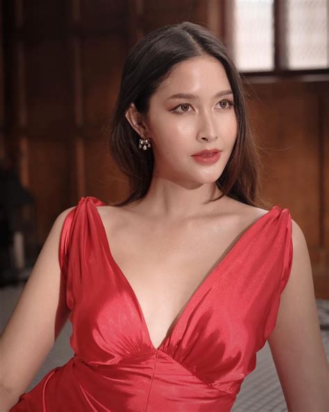 Rock Kwanlada Most Beautiful Thai Trans Woman In Red Dress Photoshoot