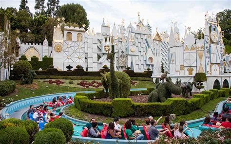 29 Best Disneyland Rides You Cant Miss