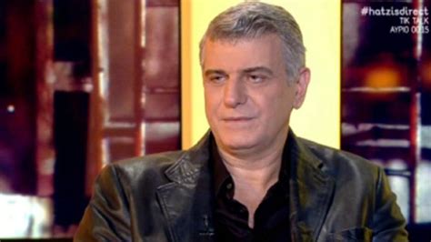 Ο βλαδίμηρος κυριακίδης (θεσσαλονίκη, 26 ιουνίου 1962) είναι έλληνας ηθοποιός και σκηνοθέτης του κινηματογράφου, της τηλεόρασης και του θεάτρου. Βλαδίμηρος Κυριακίδης για Μουρμούρα - 