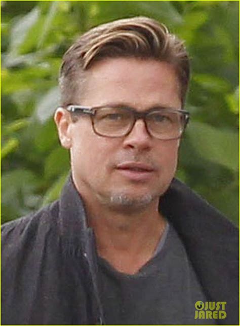 Brad Pitt Shows Off Short And Sexy Haircut Photo 2953408 Brad Pitt Pictures Just Jared