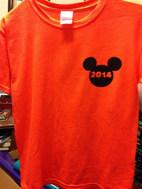 Diy Disney Shirt Using Cricut Diy Tie Dye Disney Shirts Diy Disney