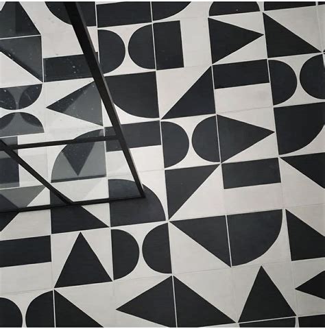 Geometric White And Black Bathroom Floor Tiles Mosaic Factory In 2020
