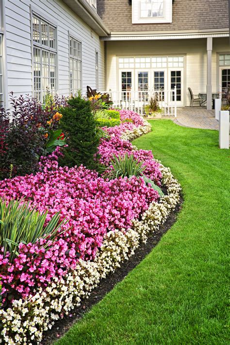 10 Inspirational Residential Landscaping Ideas To Make