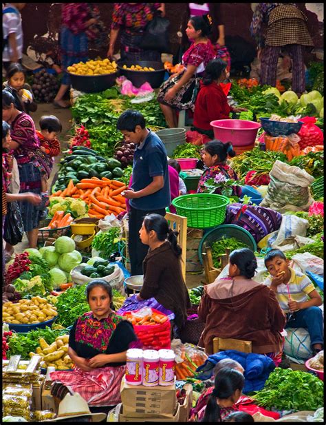 Seleccione agencia cristobal colon, san pedro sula antigua, guatemala ciudad guatemala, guatemala. Mercado de Chichicastenango | Vista de uno de los pasillos ...