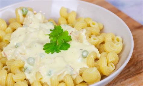 Nudeln mit Käse-Sahne- Soße