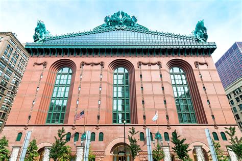 Harold Washington Library Centre In Chicago Explore History And Art