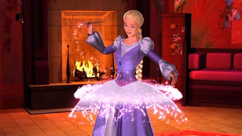 Barbie As Rapunzel Creating Dresses With The Magical Paintbrush Youtube