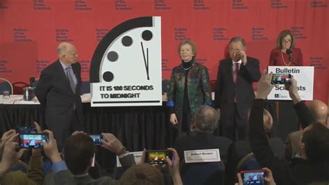 Doomsday Clock Moves Ahead To 100 Seconds To Midnight Cbc News