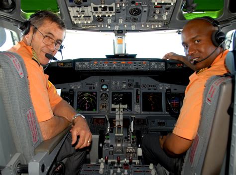 Booking your cheap flights with esky! Mango Flights to OR Tambo (Johannesburg, JNB)