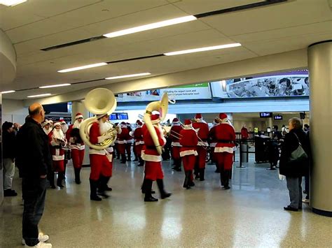 Christmas Comes To The Buffalo Airport Youtube