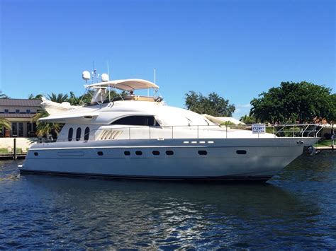 72 Viking Yachts 1999 Zoe For Sale In Miami Florida Us Denison