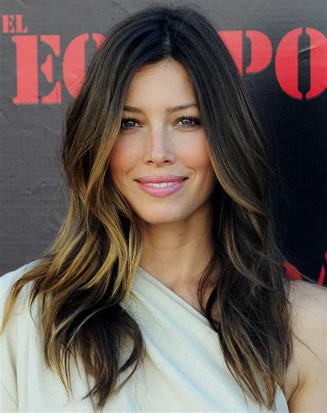 Style Jessica Biel Charming Hairstyles