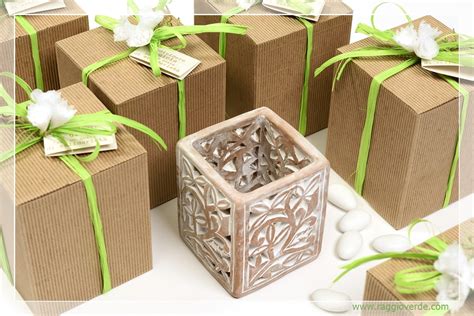 Trova tantissime idee per lanterne bomboniere matrimonio. Bomboniera lanterne e decori | Matrimonio solidale