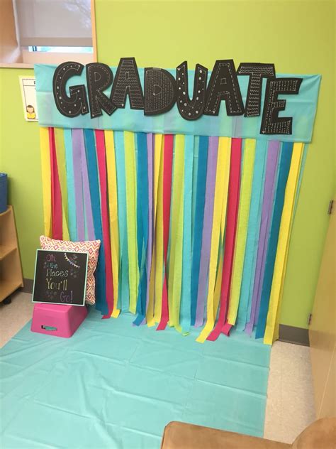 End Of Year Photo Booth Kindergarten Pre School Graduation Ideas