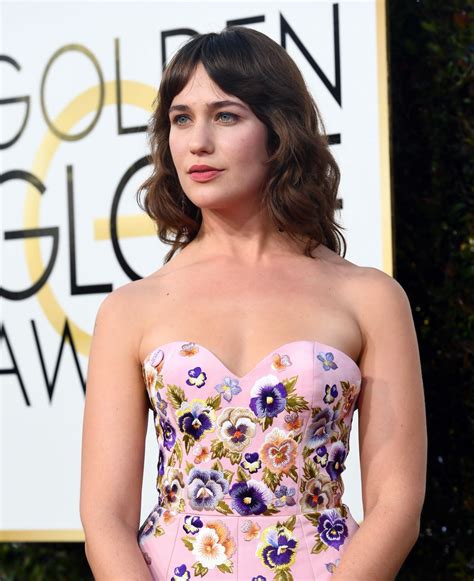 Lola Kirke At 74th Annual Golden Globe Awards In Beverly Hills 0108