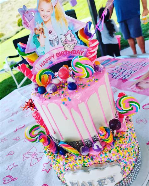 15 Best Jojo Siwa Cake Ideas A Must Have For Any Birthday Party Jojo Siwa Birthday Cake 7th