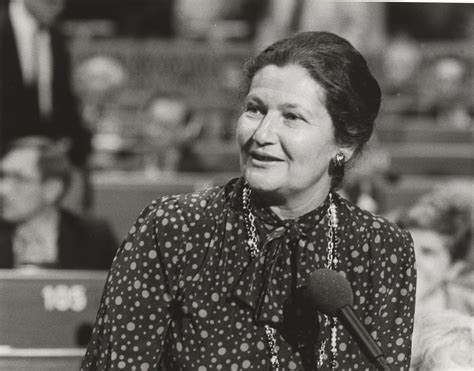 Simone Veil première femme présidente du Parlement européen EUROPE