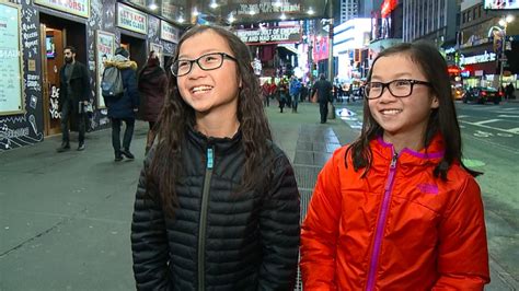 identical twins reunited on gma explore nyc together good morning america