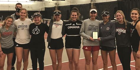 Omaha Mujeres S Equipo De Tenis Gana El Premio Ciudad De Omaha Parques