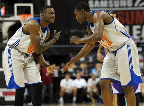 Jul 17, 2021 · july 17, 2021 2:45 pm thanasis antetokounmpo shoots the ball against the phoenix suns during game 3 of the 2021 finals. Thanasis Antetokounmpo: An Off-the-Grid Idea for the Bulls?