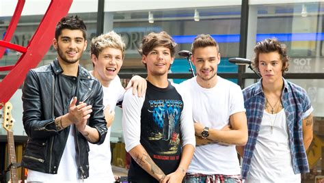 One Direction Members Celebrate the Band's 10-Year Anniversary