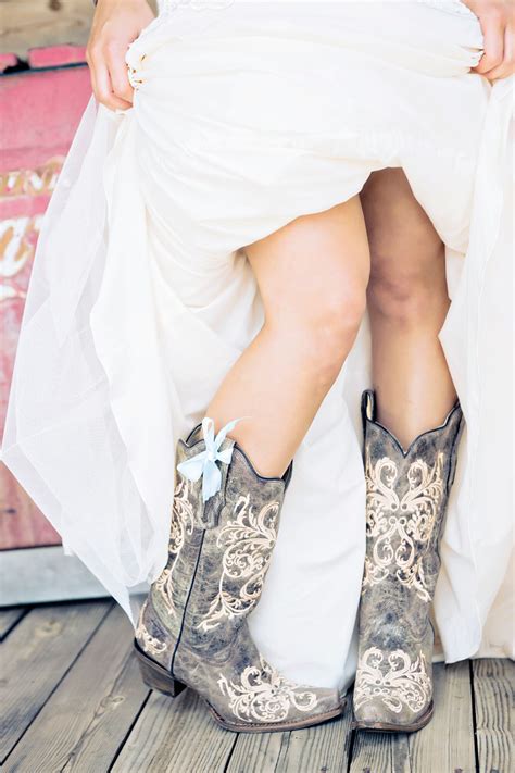 Image 85 Of Western Wedding Dresses With Boots Amoreodiarie