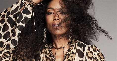 Angela Bassett Talks Black Panther Age Self Belief Glamour Shots