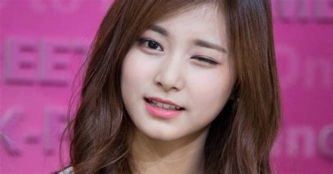 Pre Debut Video Of Tzuyu Singing To Exo Surfaces Koreaboo