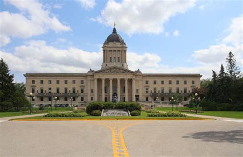 200 Manitoba Legislature Stock Photos Pictures And Royalty Free Images
