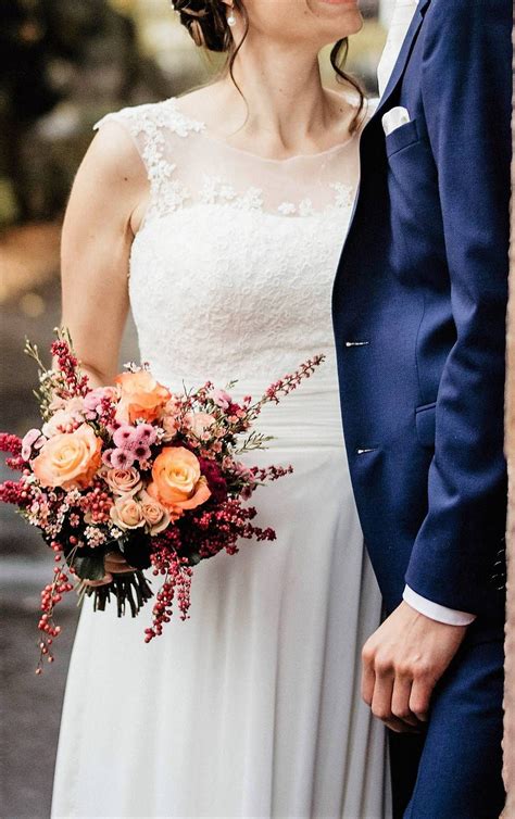 Entdecke dein second hand brautkleid. Brautkleid E-3348T Elizabeth Passion Gebraucht 650 Euro ...