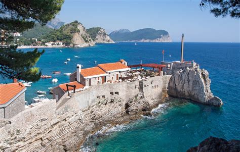 10 and 13 all have one thing in common: Scuba Diving in Petrovac, Montenegro - Divebooker.com