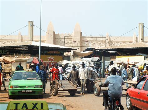 Burkina Faso Bobo Dioulasso Et Son Statut De Capitale économique