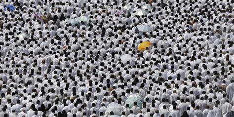 Wukuf di arafah menjadi puncak dari pelaksanaan rangkaian ibadah haji. Puncak wukuf, 12 jemaah haji Indonesia meninggal di Arafah ...