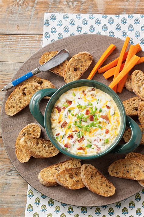 Warm And Creamy Bacon Dip Daisy Brand Sour Cream And Cottage Cheese
