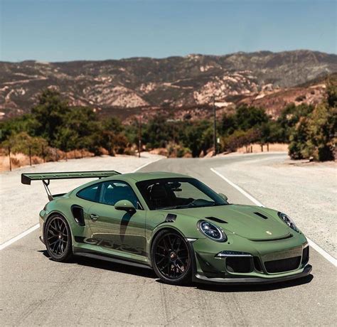 The Beauty Of The Porsche Gt3rs In Army Green Porsche