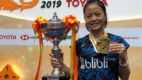 Ms | shi yuqi (chn) 3 vs kento momota (jpn) 6 | bwf 2018. HASIL Malaysia Masters 2019: Fitriani Menangi Perang ...